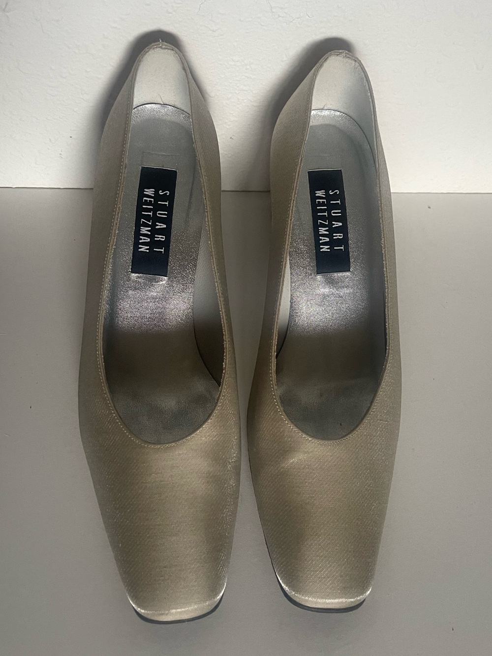 Stuart‎ Weitzman Champagne Satin Square Toe Block Heel Pumps Womens